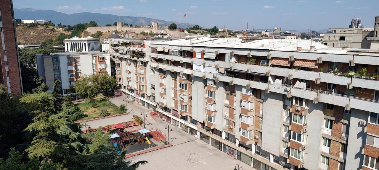 Apartment Maya'S Place Skopje Esterno foto